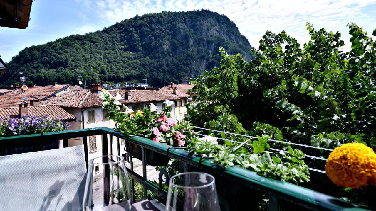 Lavena - Lake & Mountain Apartments Lavena Ponte Tresa Exteriör bild